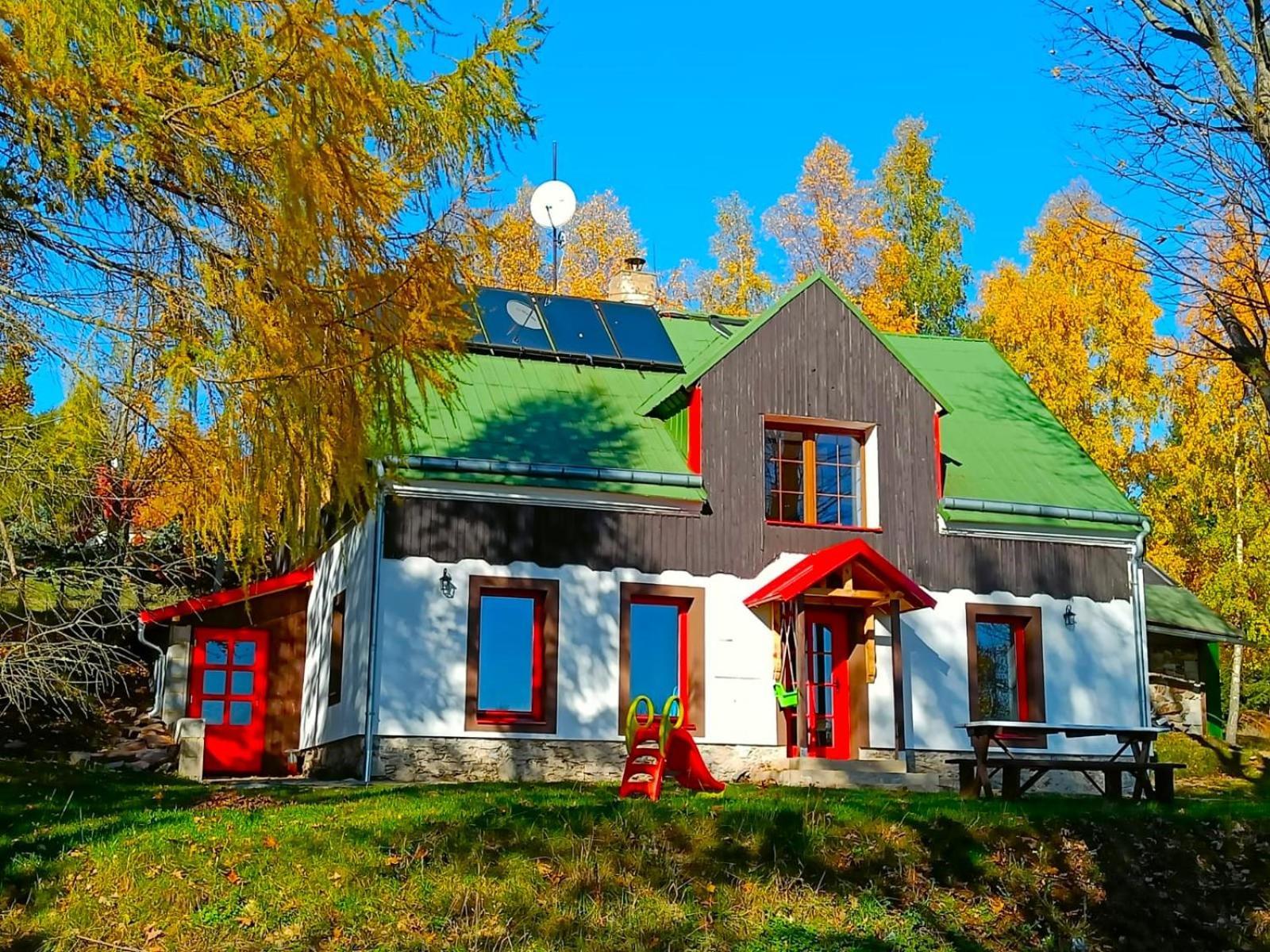 Five Maple Home For Families And Wild Nature Lovers Medenec エクステリア 写真