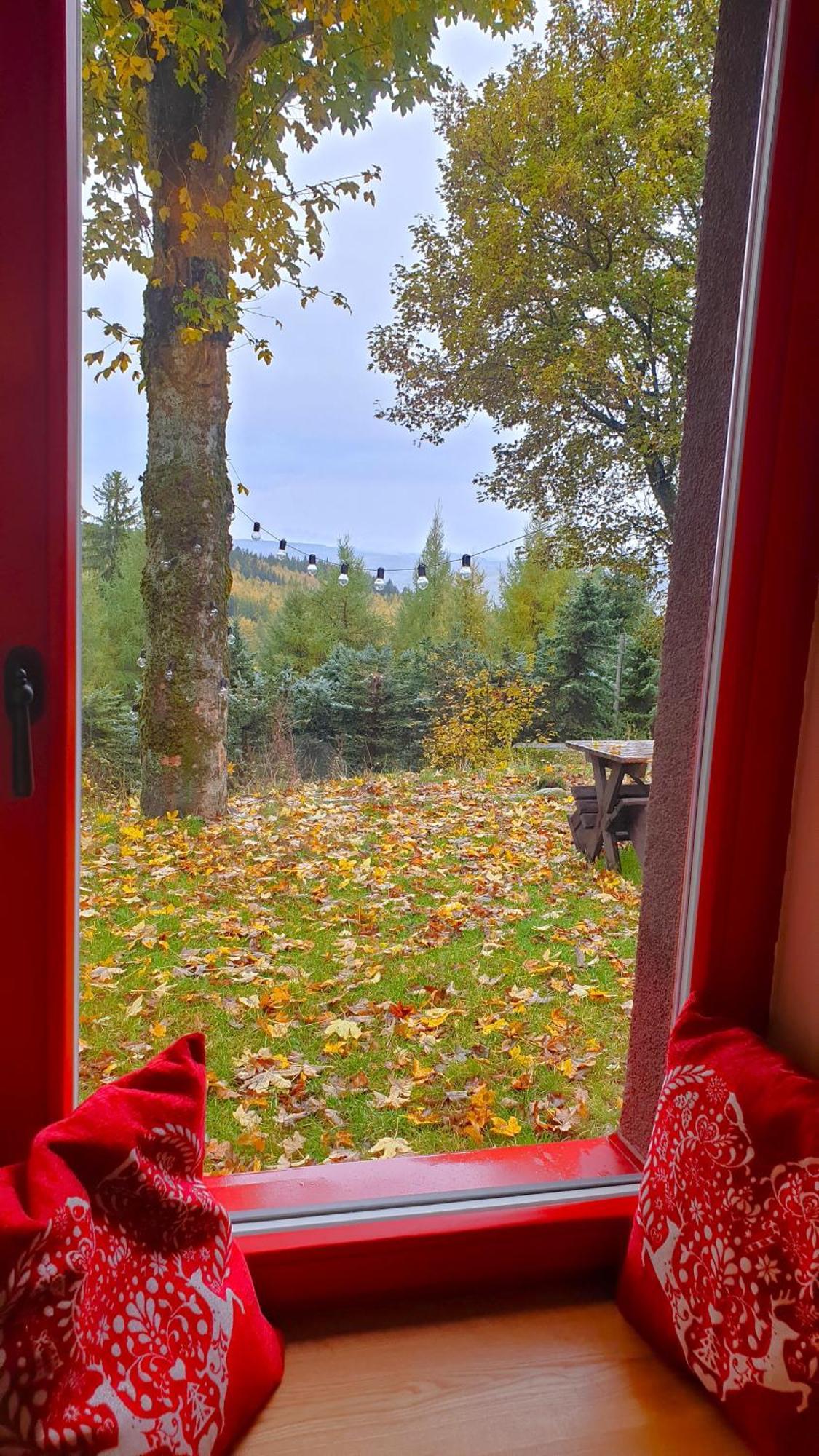Five Maple Home For Families And Wild Nature Lovers Medenec エクステリア 写真